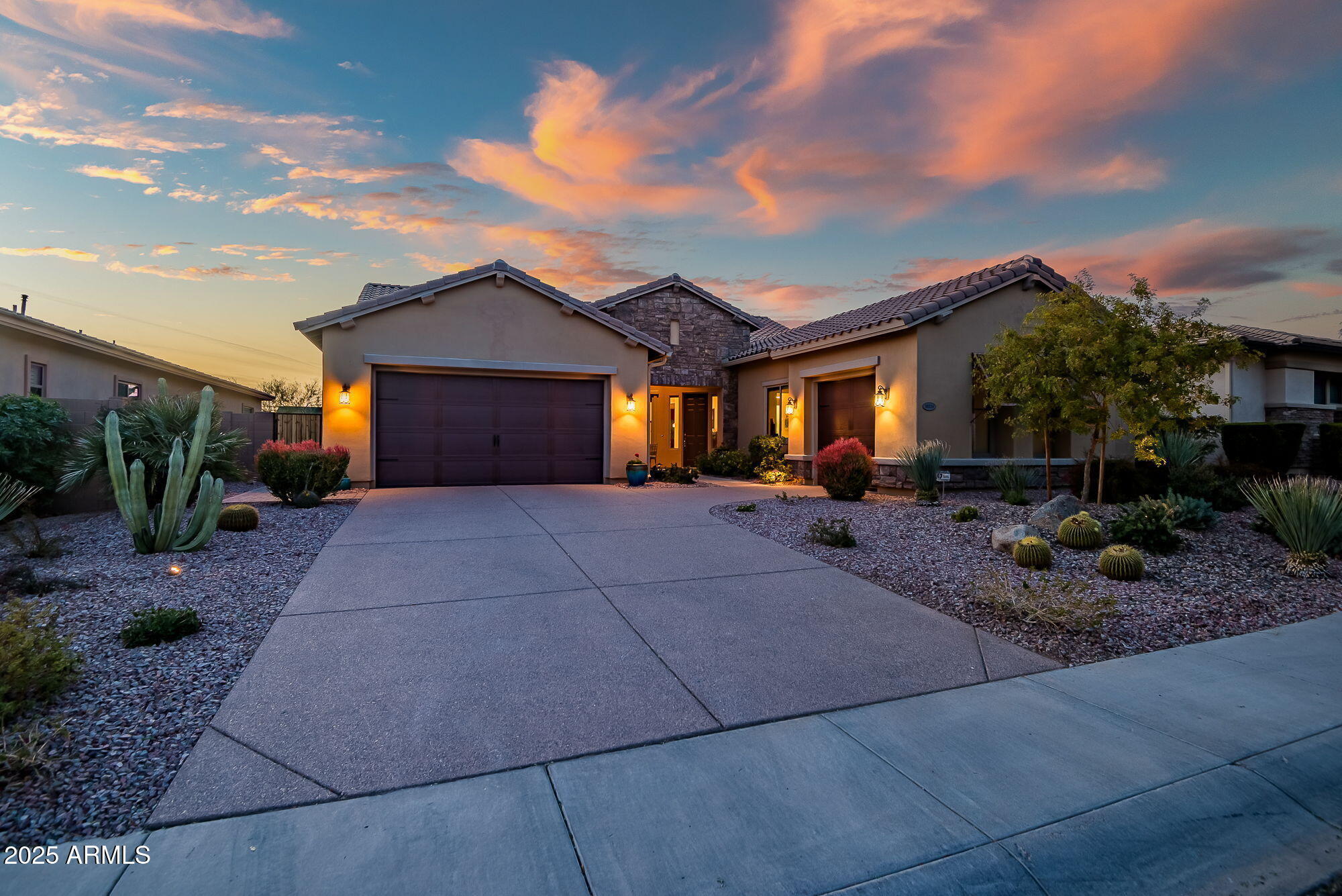 Property Photo: 30224 N 52nd Place AZ 85331