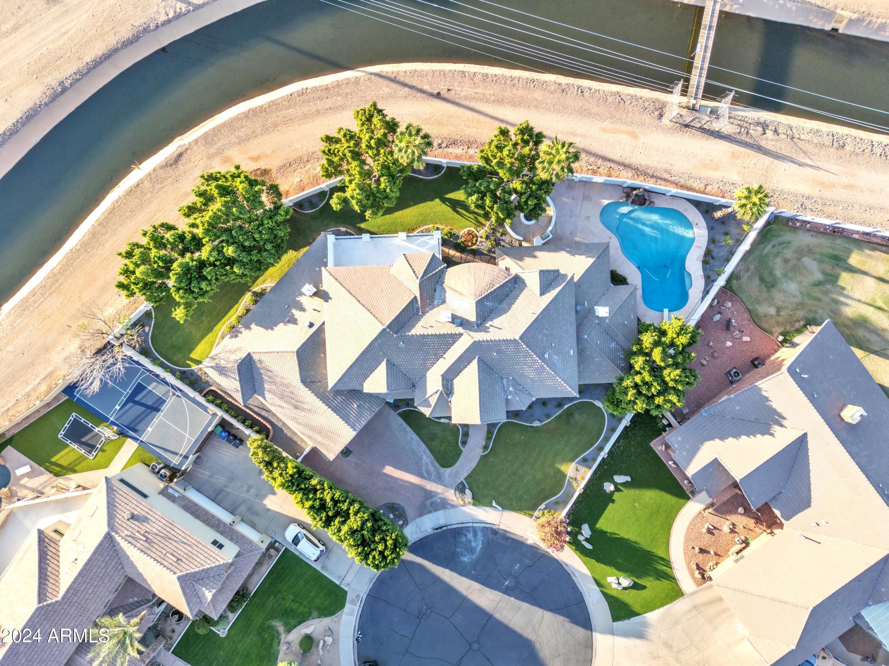 Property Photo: 2662 N Chestnut Circle AZ 85213