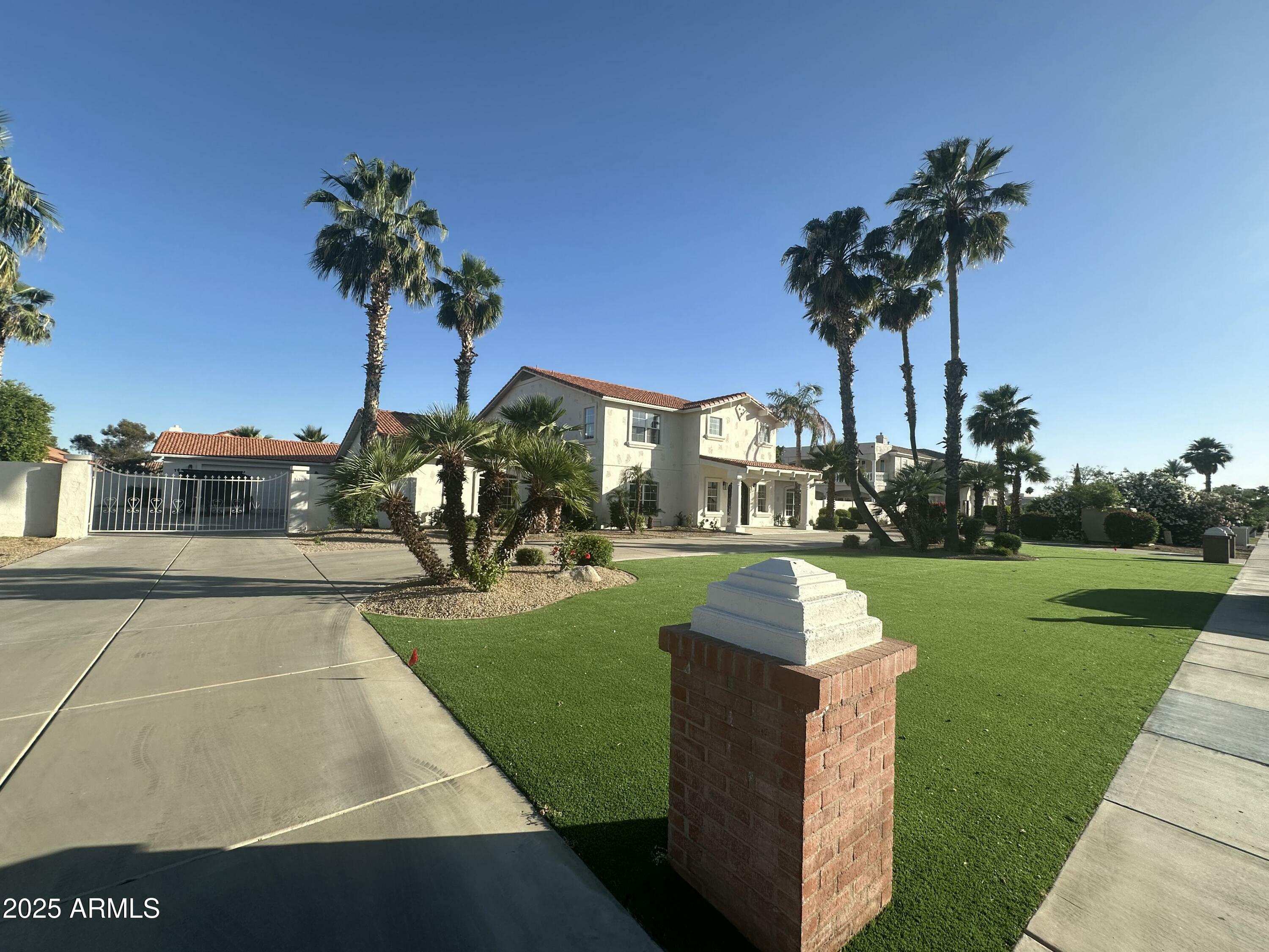 Property Photo:  6337 W Deer Valley Road  AZ 85308 