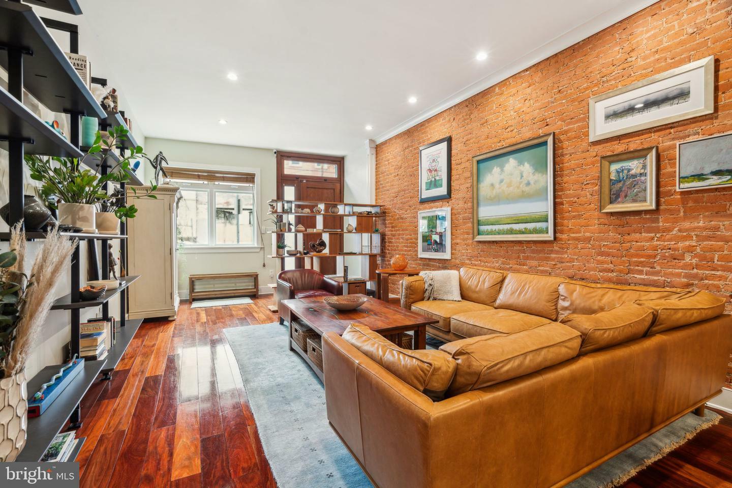 Property Photo:  230 Fairmount Avenue  PA 19123 