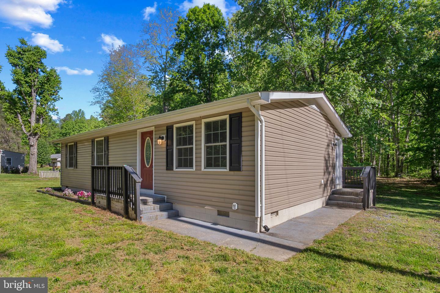 Property Photo: 14408 Old Ridge Road VA 23015
