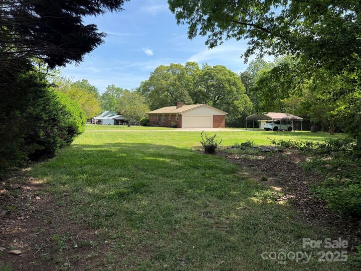 Property Photo:  370 Sherrill Farm Road  NC 28092 