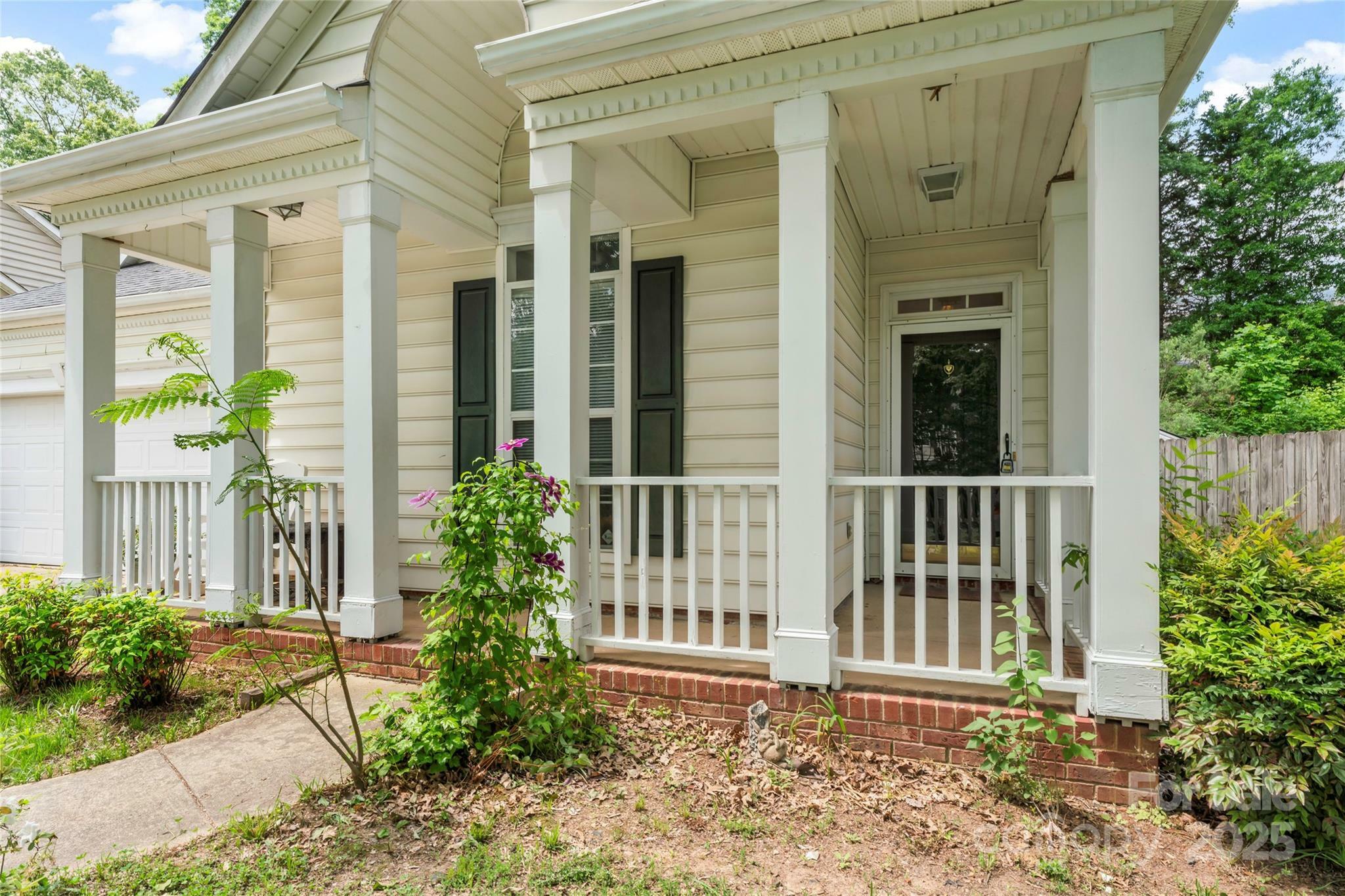 Property Photo: 11913 Little Stoney Court NC 28269