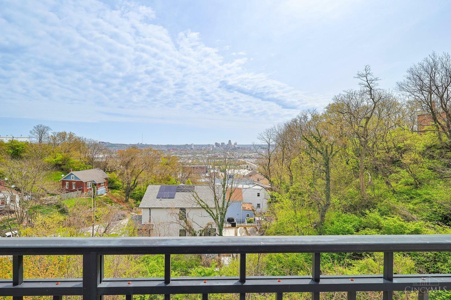 Property Photo: 918 Mt Hope Avenue OH 45204