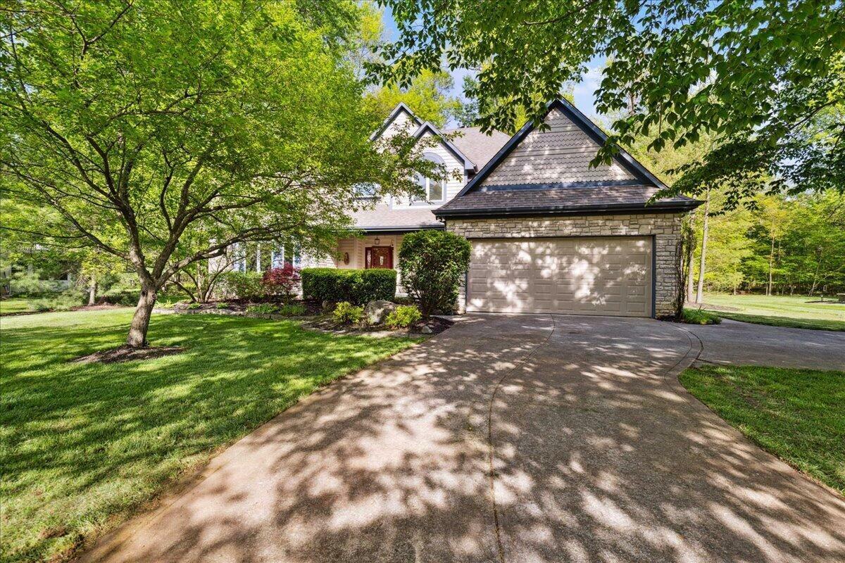 Property Photo: 5477 Blackhawk Forest Drive OH 43082