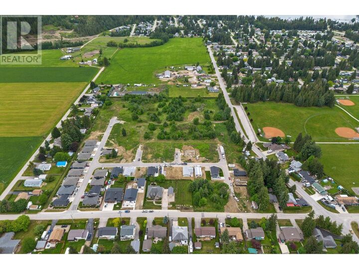 1127 Nootka Way  Sicamous BC V0E 2V0 photo