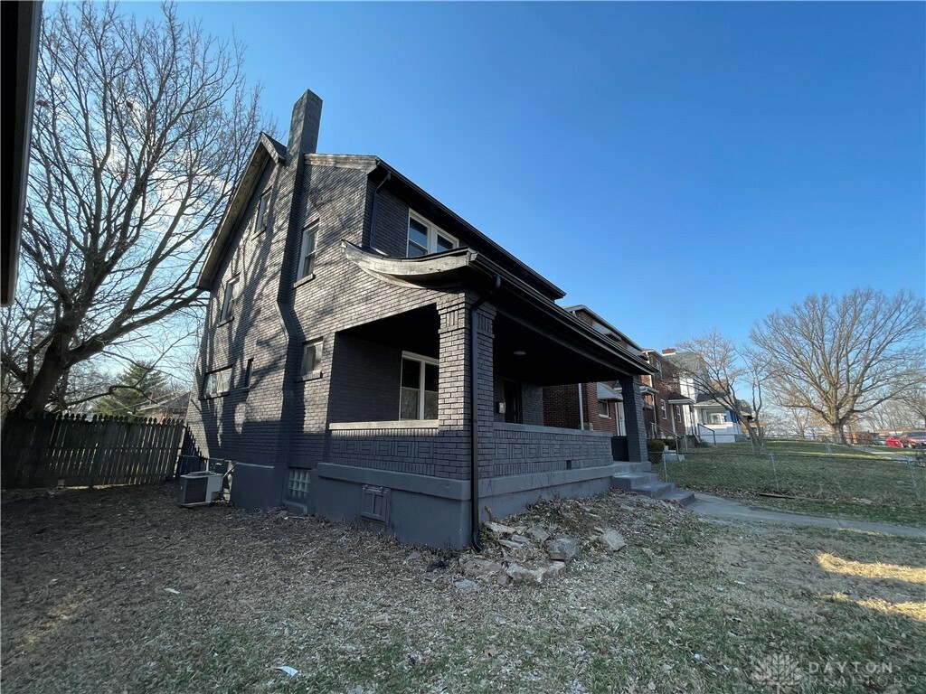 Property Photo:  611 Rockford Avenue  OH 45405 