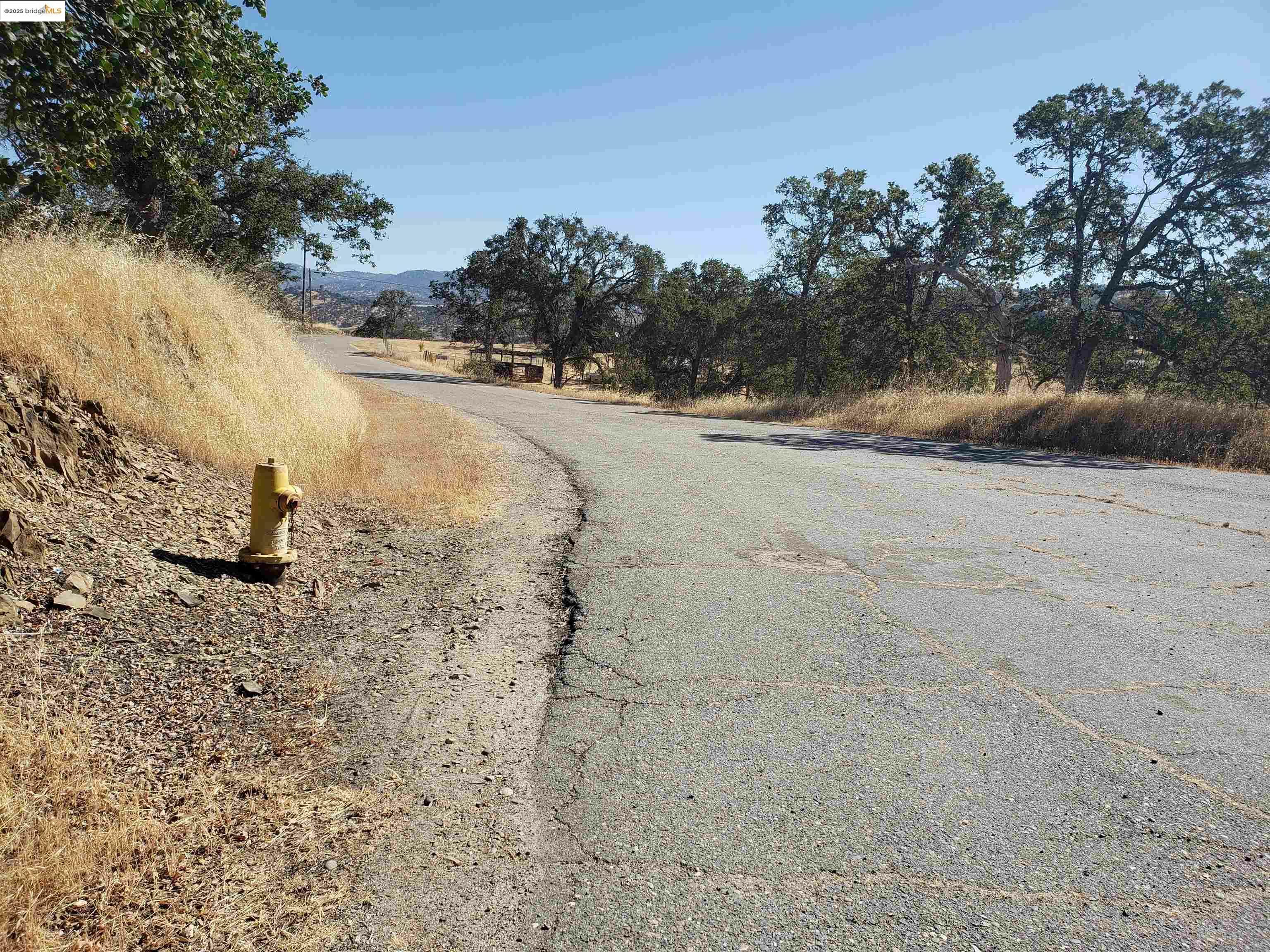 Property Photo: 1400 Medina Court CA 95329