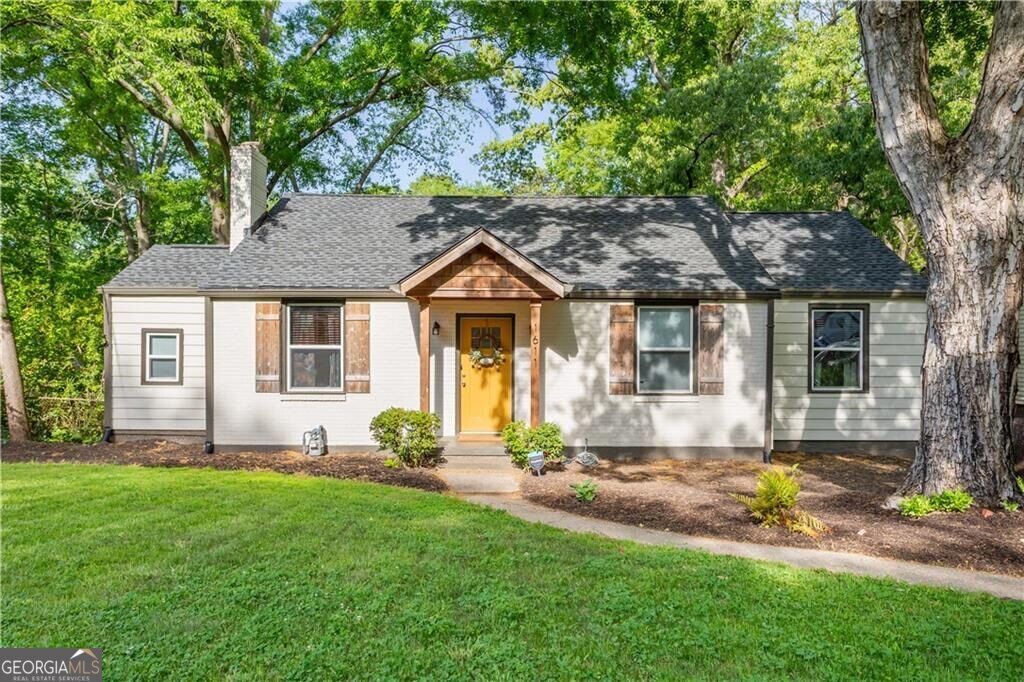 Property Photo: 1611 Belmont Avenue SW GA 30310