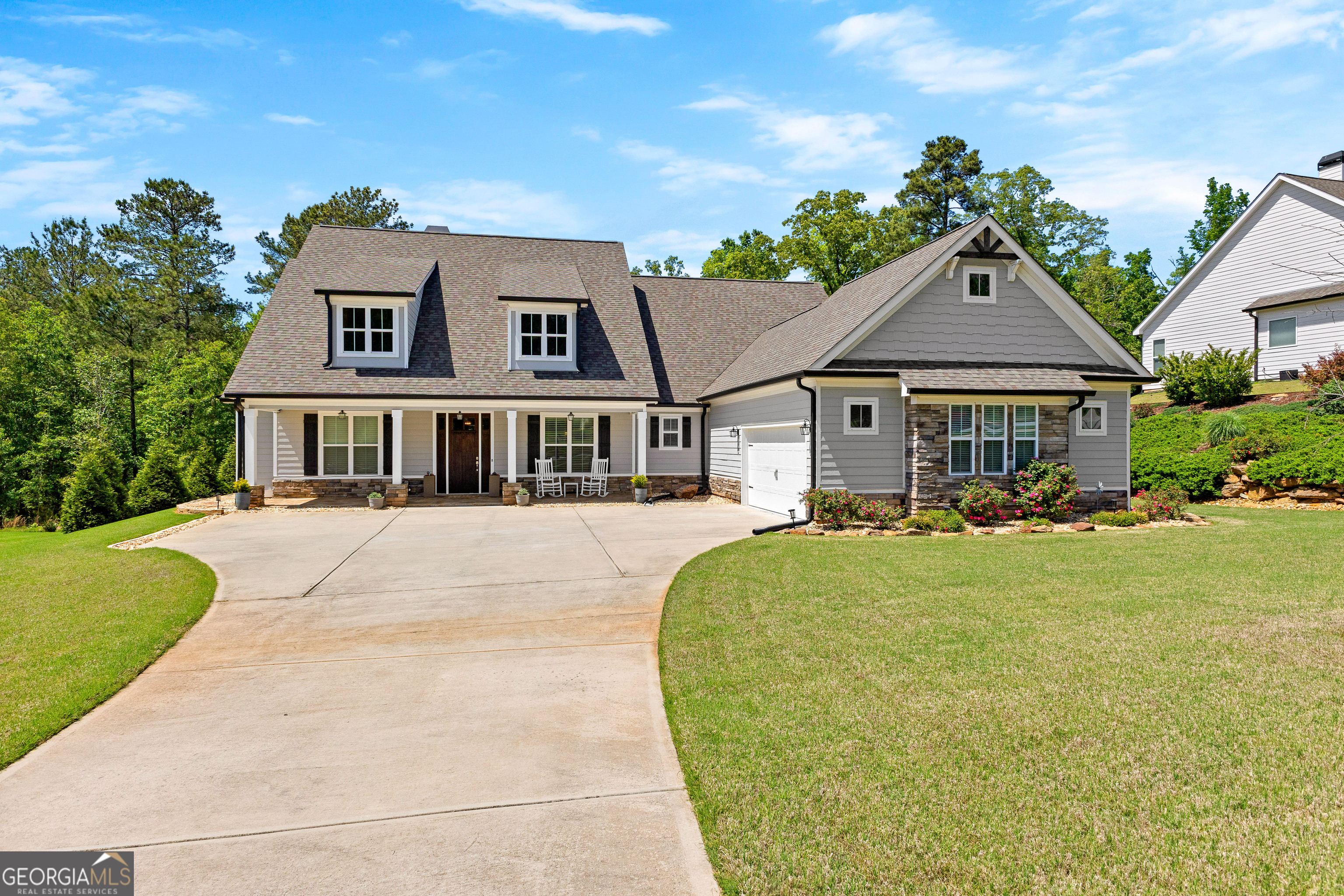 Property Photo: 266 Blue Point Parkway GA 30215