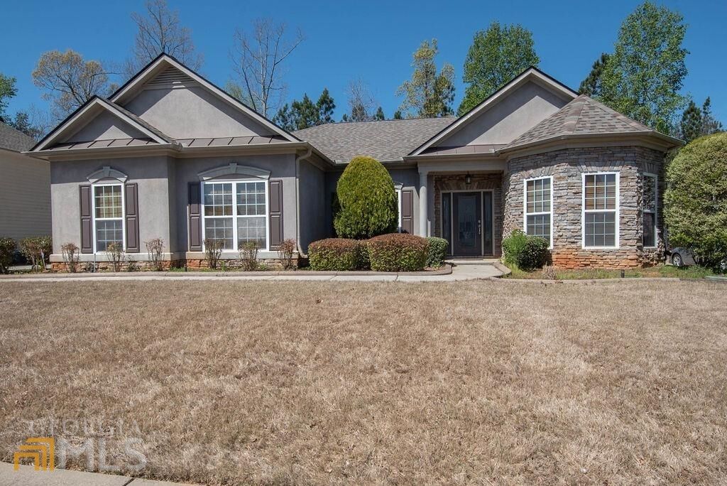 Property Photo:  317 Granite Way  GA 30265 