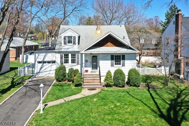 Property Photo: 112 Pawnee Rd NJ 07016