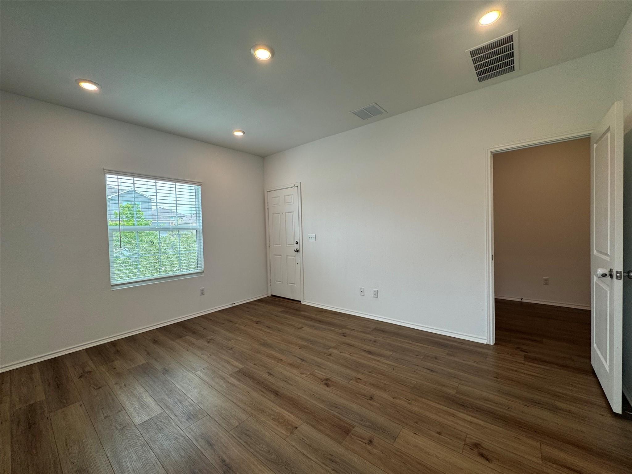 Property Photo: 208 Otter Road TX 78640