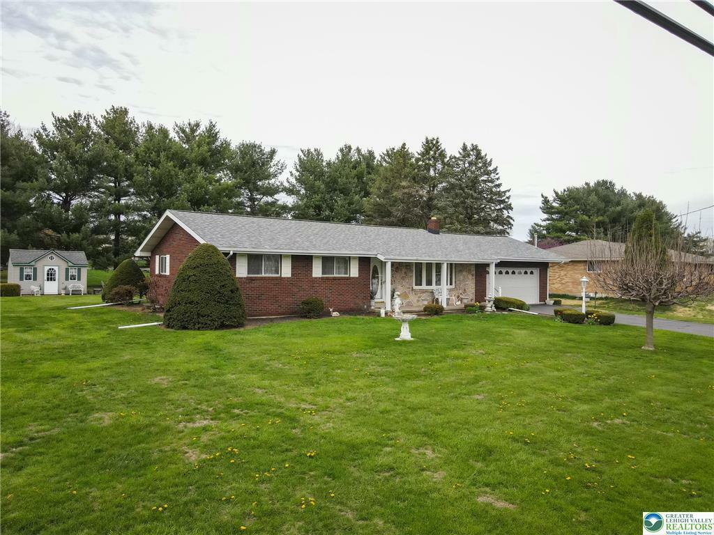 8913 Breinigsville Road  Upper Macungie Twp PA 18031 photo