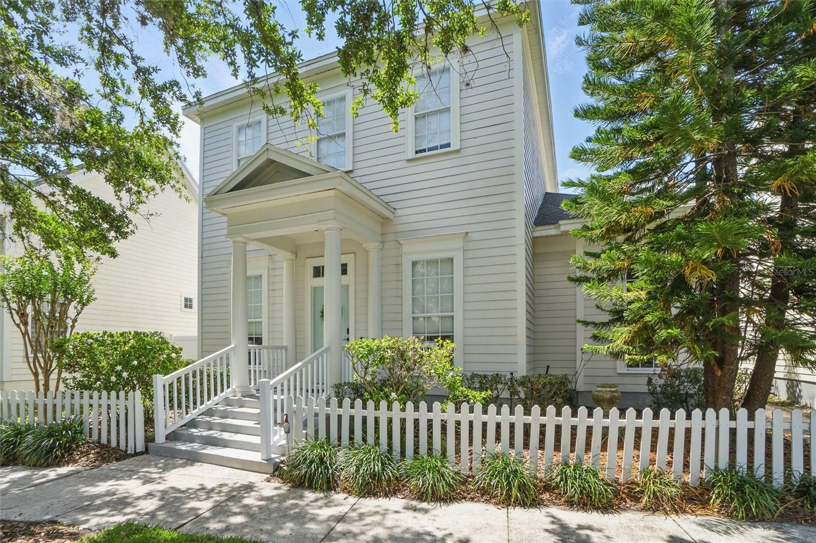 Property Photo:  212 Ficus Street  FL 34747 