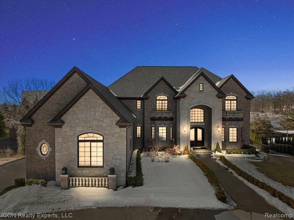 3888 Thatcher Drive  Rochester Hills MI 48309 4533 photo