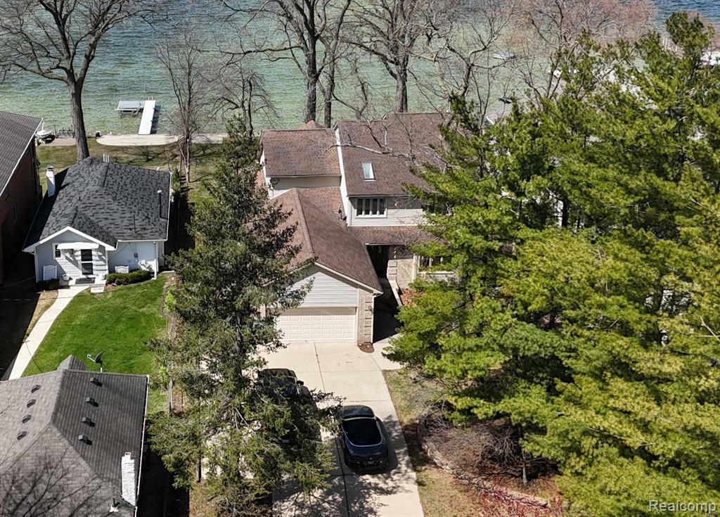 Property Photo: 1870 Cass Lake Front Road MI 48320 1062