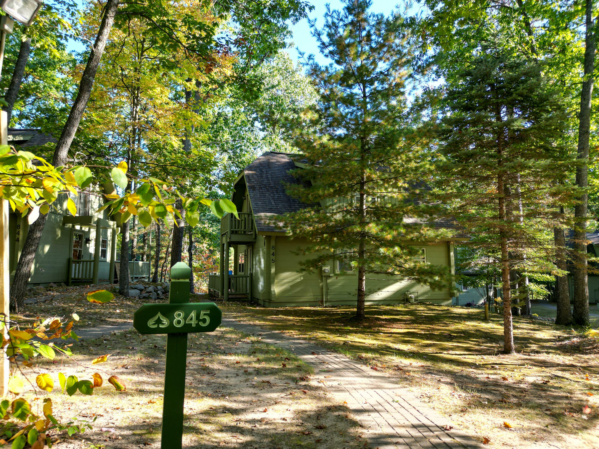 Property Photo: 845 Golf Cottage Drive MI 49756