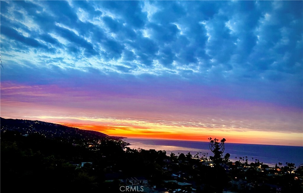 Property Photo: 570 Allview CA 92651