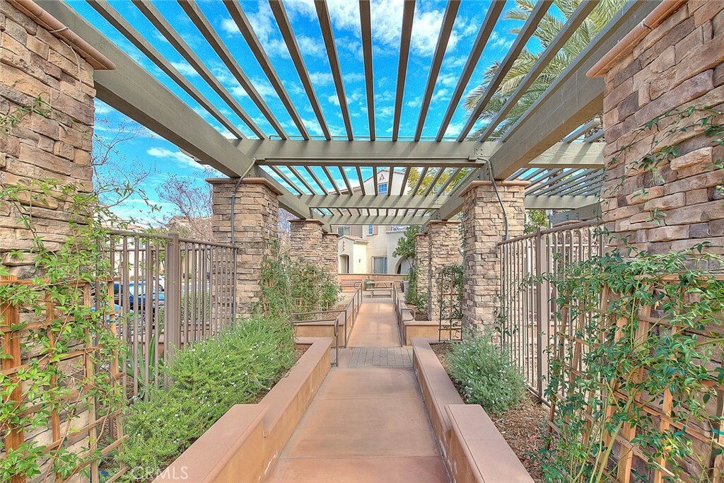 Property Photo: 44936 Honey Locust Dr. CA 92592