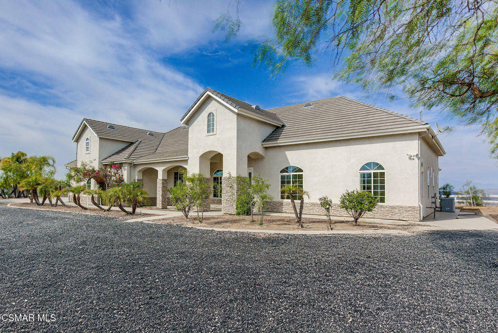 Property Photo: 32397 Elsinore Heights Drive CA 92595