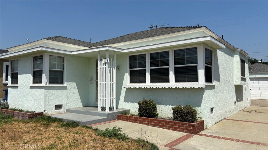 Property Photo:  432 Oakford Drive  CA 90022 