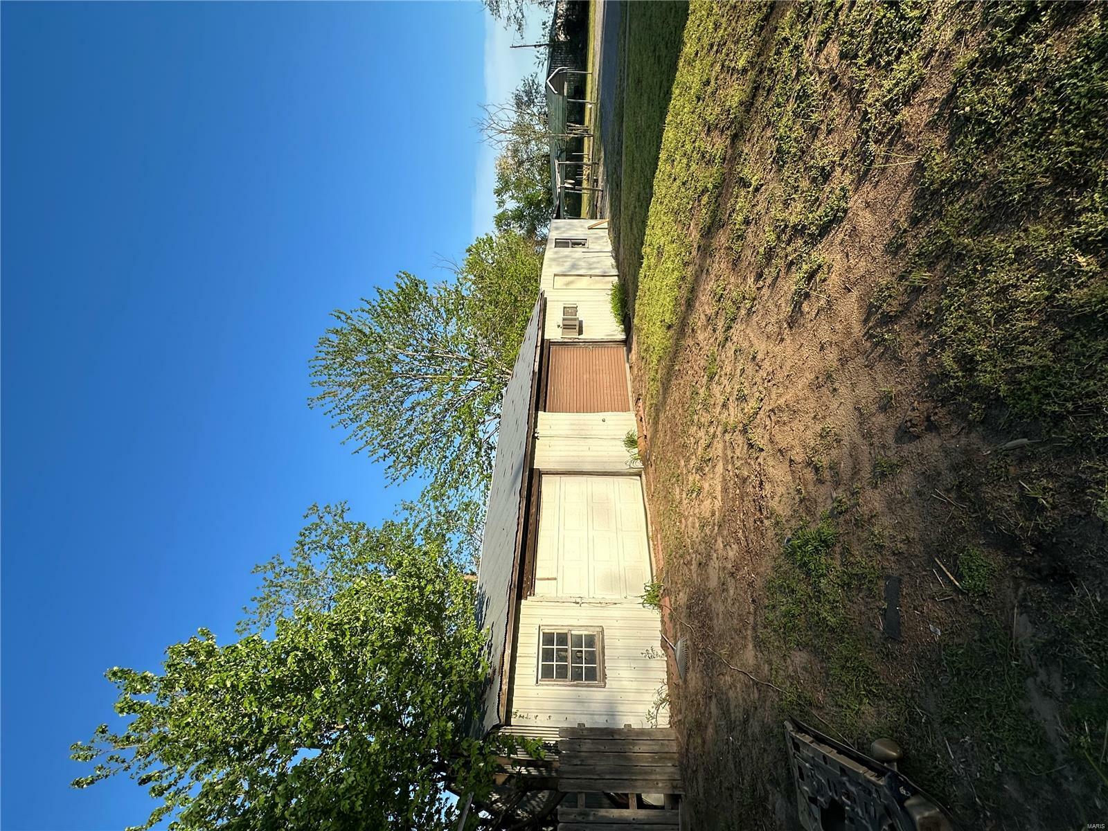 Property Photo: 549 E Outer Rd MO 63801