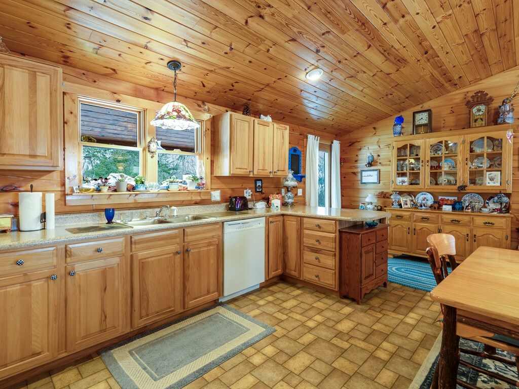 Property Photo:  108 Fred Catlin Rd  NY 13827 