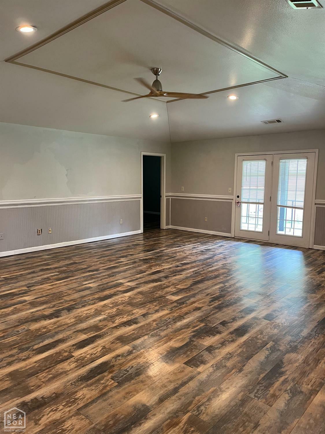 Property Photo: