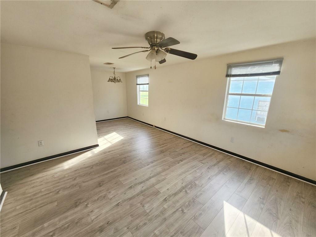 Property Photo: 106 Treuil Lane LA 70037