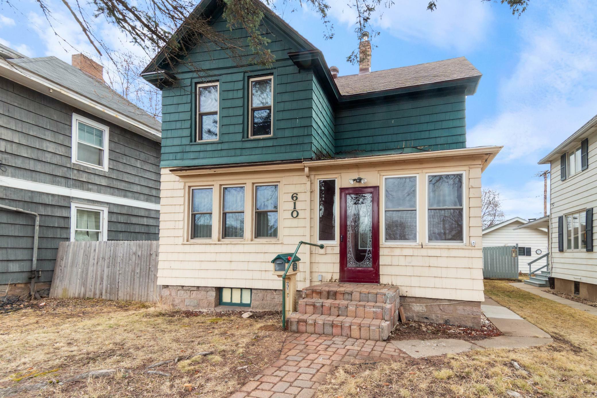 Property Photo: 610 Jones Street MN 55734