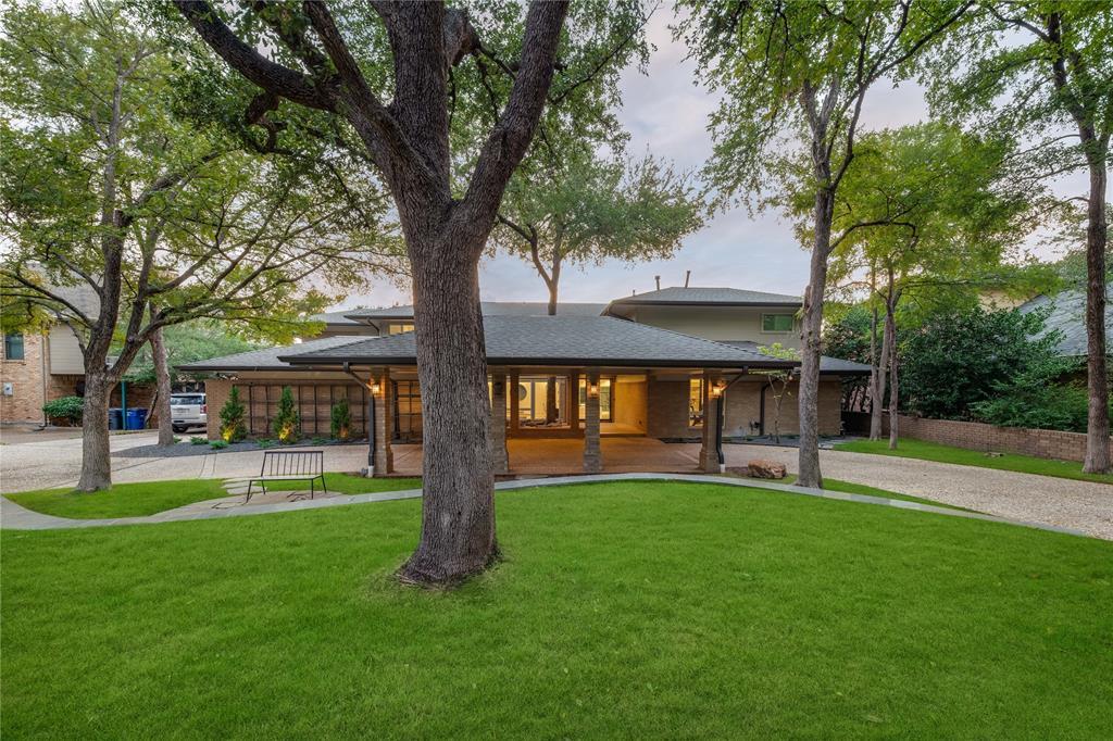 Property Photo: 6012 Oakcrest Road TX 75248
