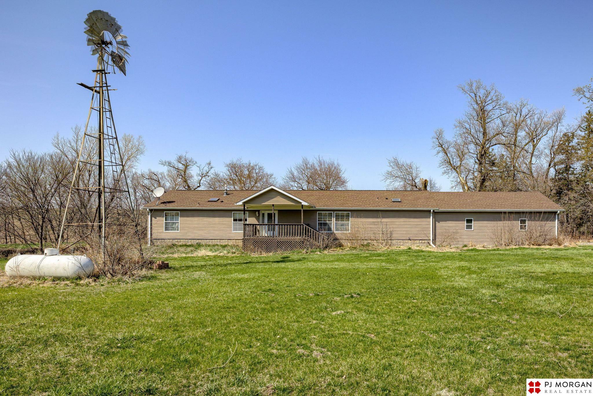 Property Photo: 35588 Elmtree Road IA 51525