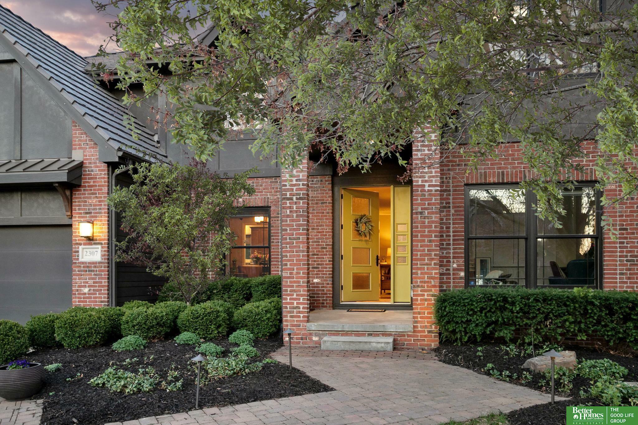 Property Photo: 2307 S 184th Circle NE 68130