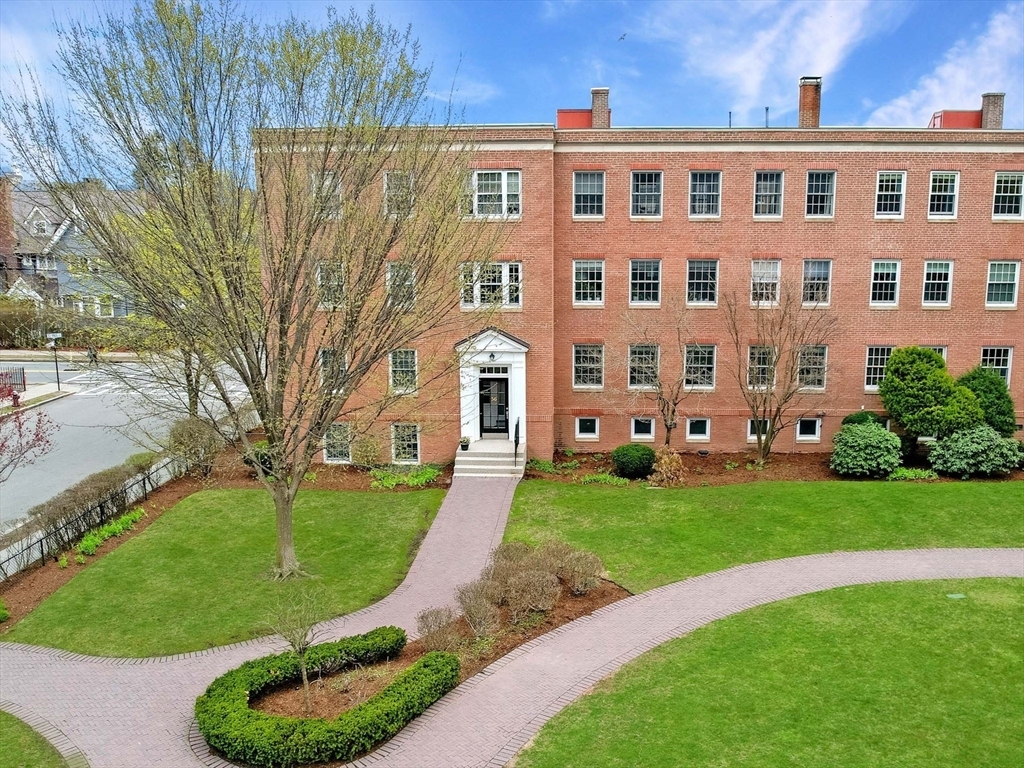 Property Photo:  36 Browne St 2  MA 02446 