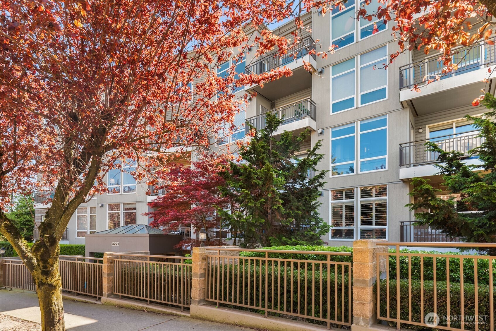 Property Photo: 3221 SW Avalon Way 301 WA 98126