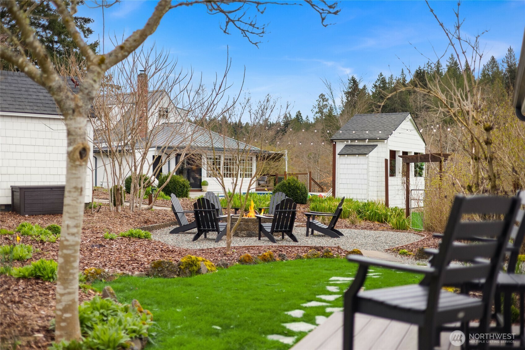 Property Photo: 8387 Fletcher Bay Road NE WA 98110