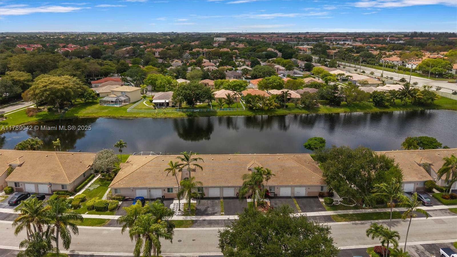 Property Photo: 1830 SW 118th Ave FL 33025
