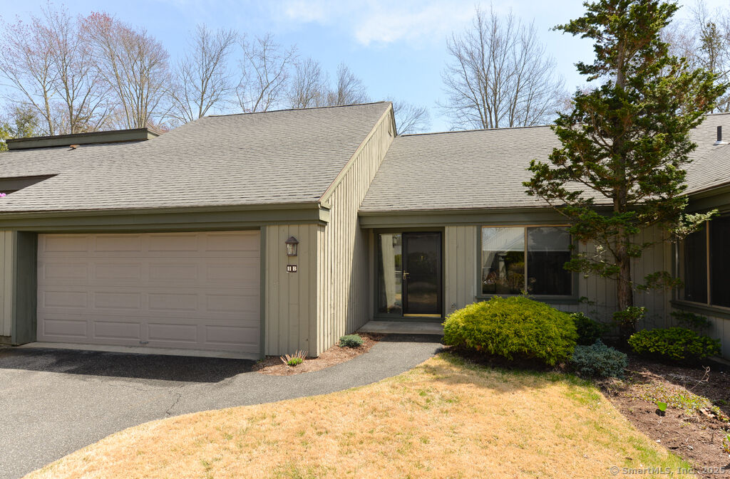 Property Photo:  11 Heritage Crest B  CT 06488 