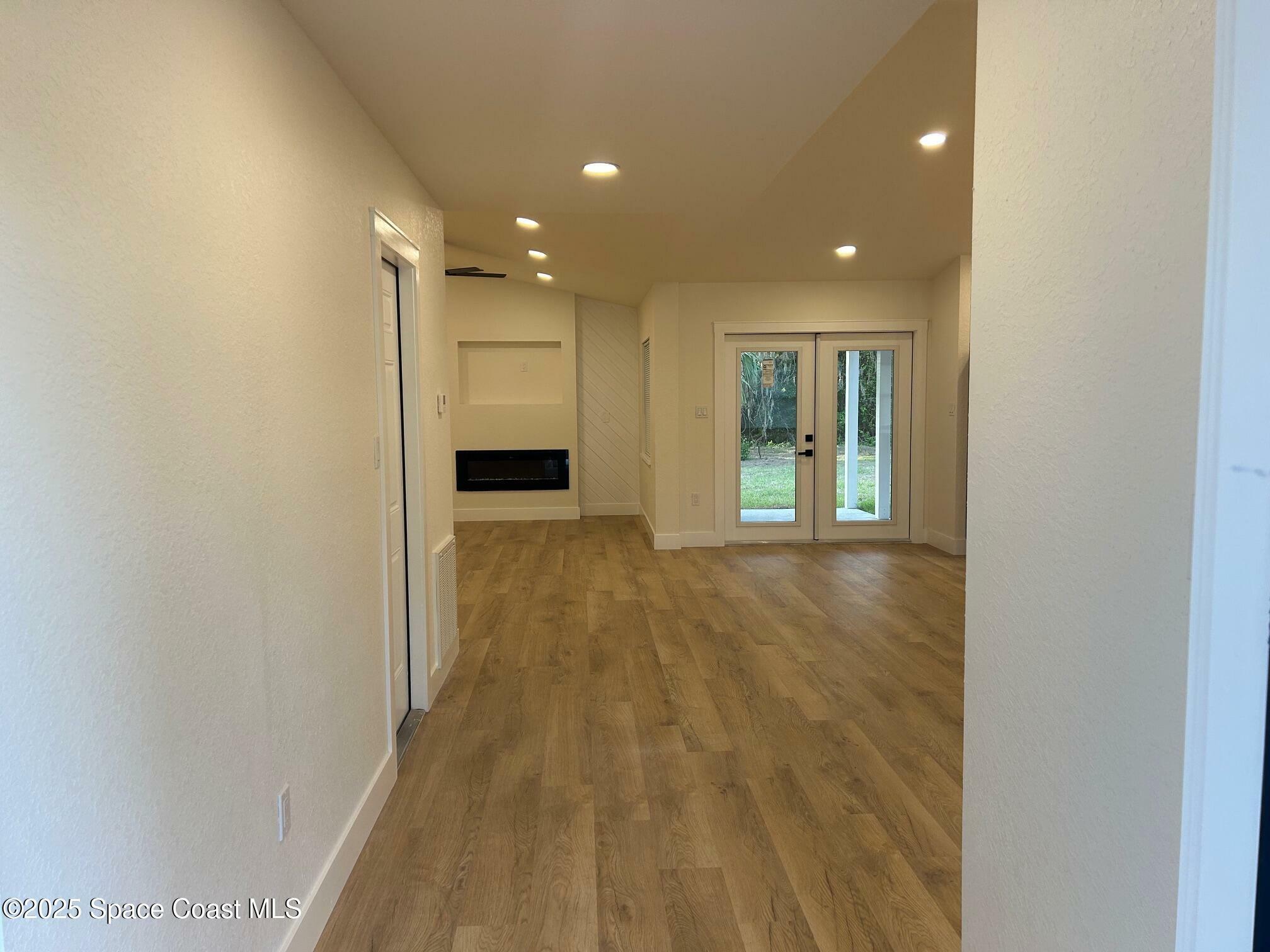 Property Photo: 4000 Peppertree Street FL 32926