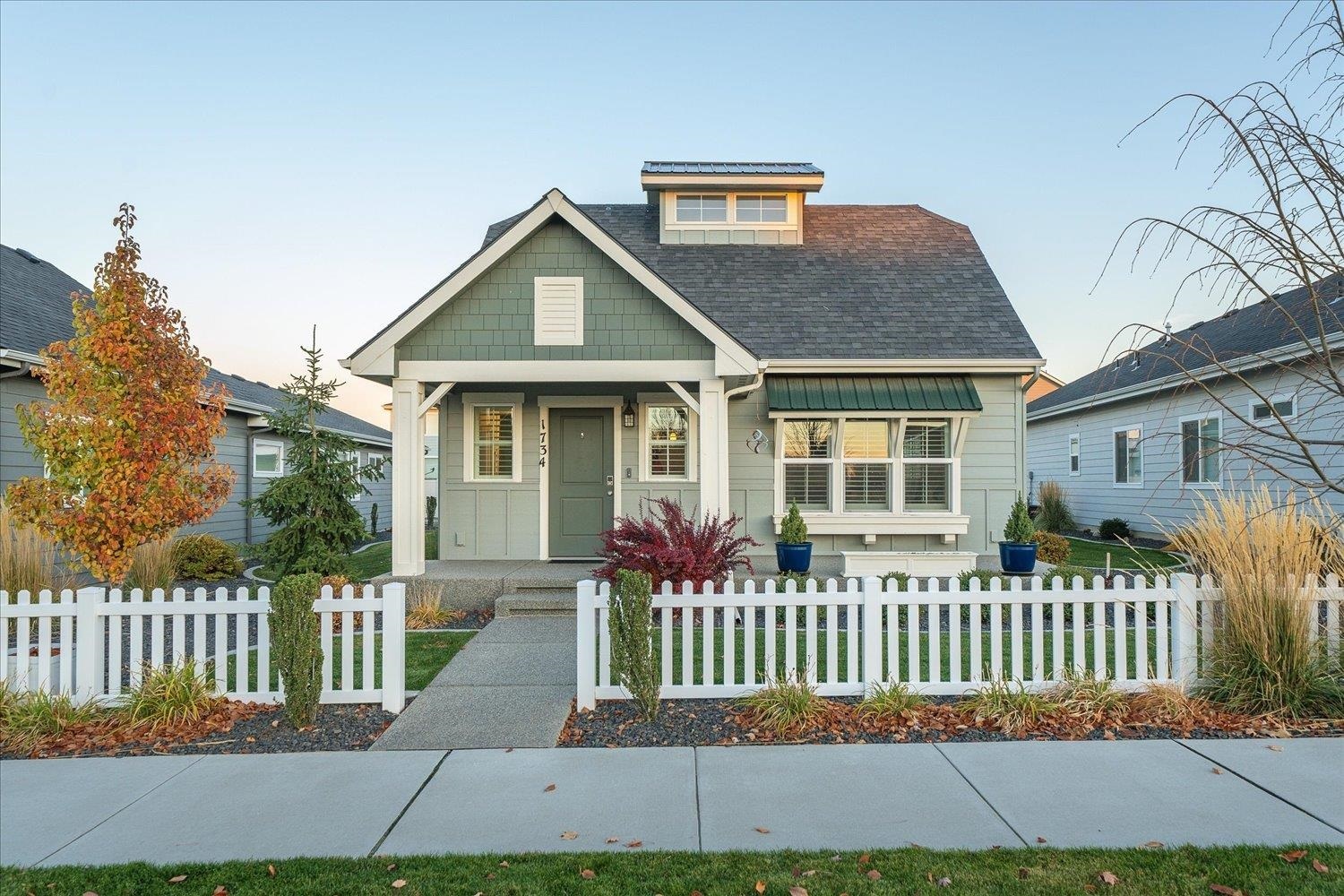 Property Photo: 1734 N Harvest Pkwy WA 99019