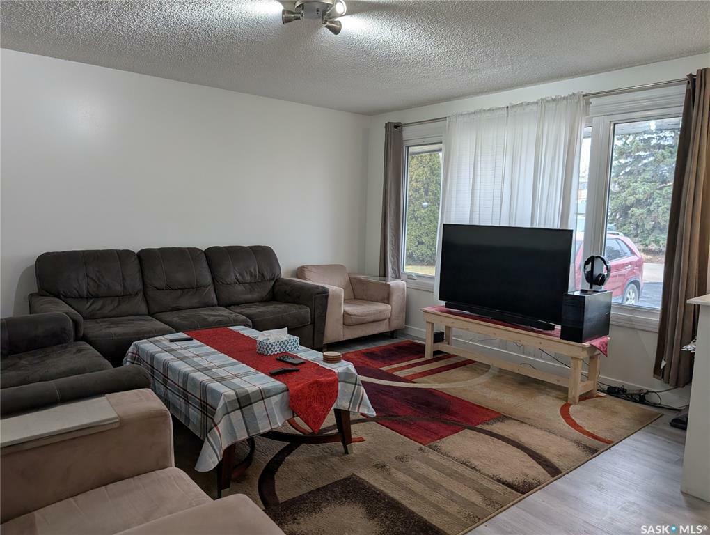 Property Photo: 7 Osler Place SK S4R 2X3