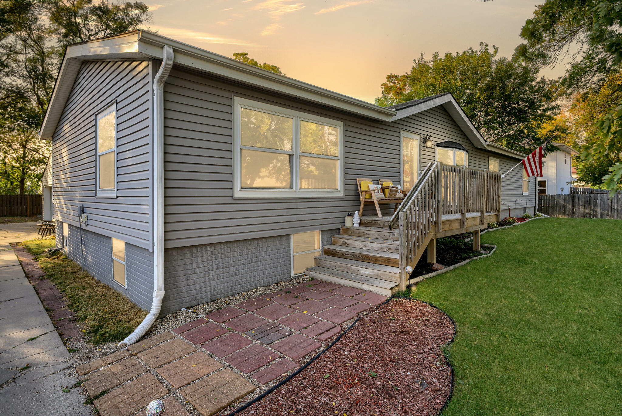 Property Photo: 2410 S 16th Street IA 51501