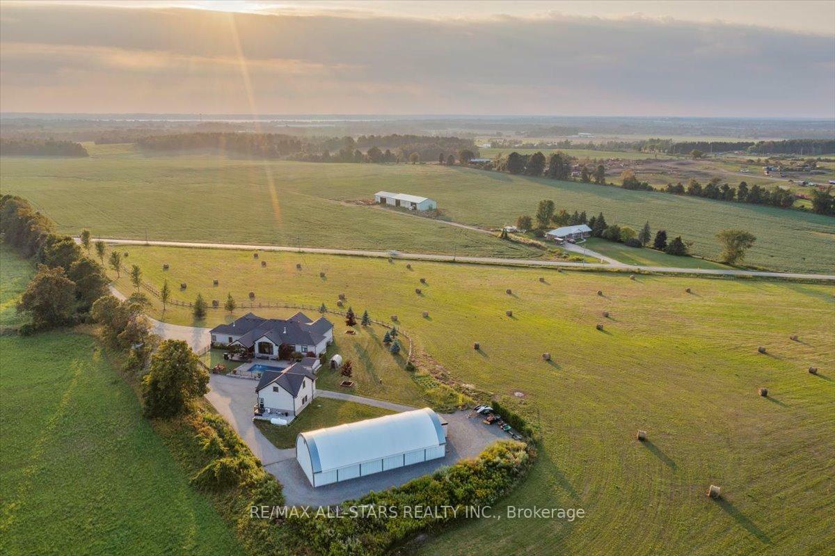 Property Photo: 247 Ravencrest Road ON L0E 1R0