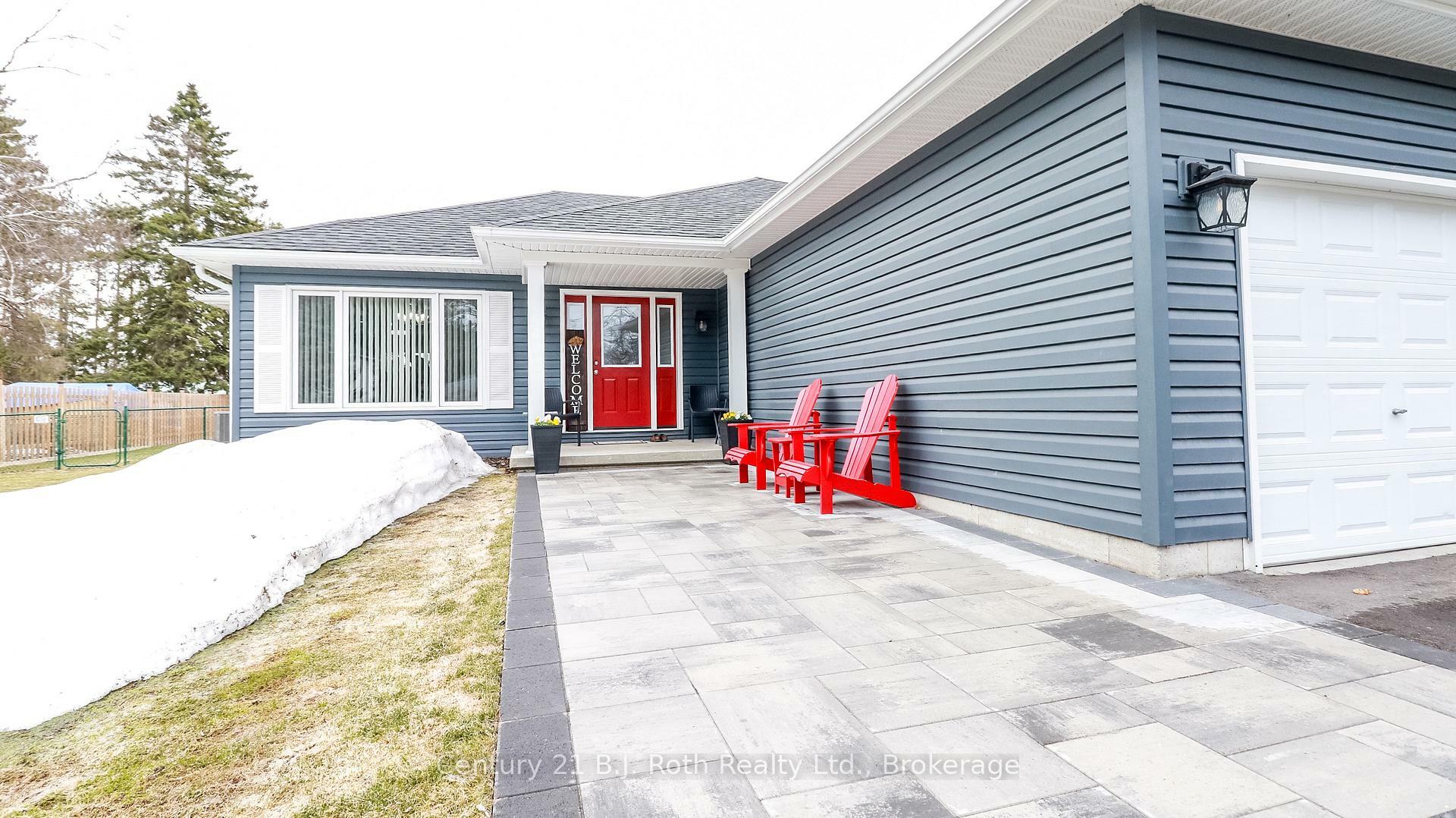 Property Photo: 3031 Second Street ON L3V 7A8