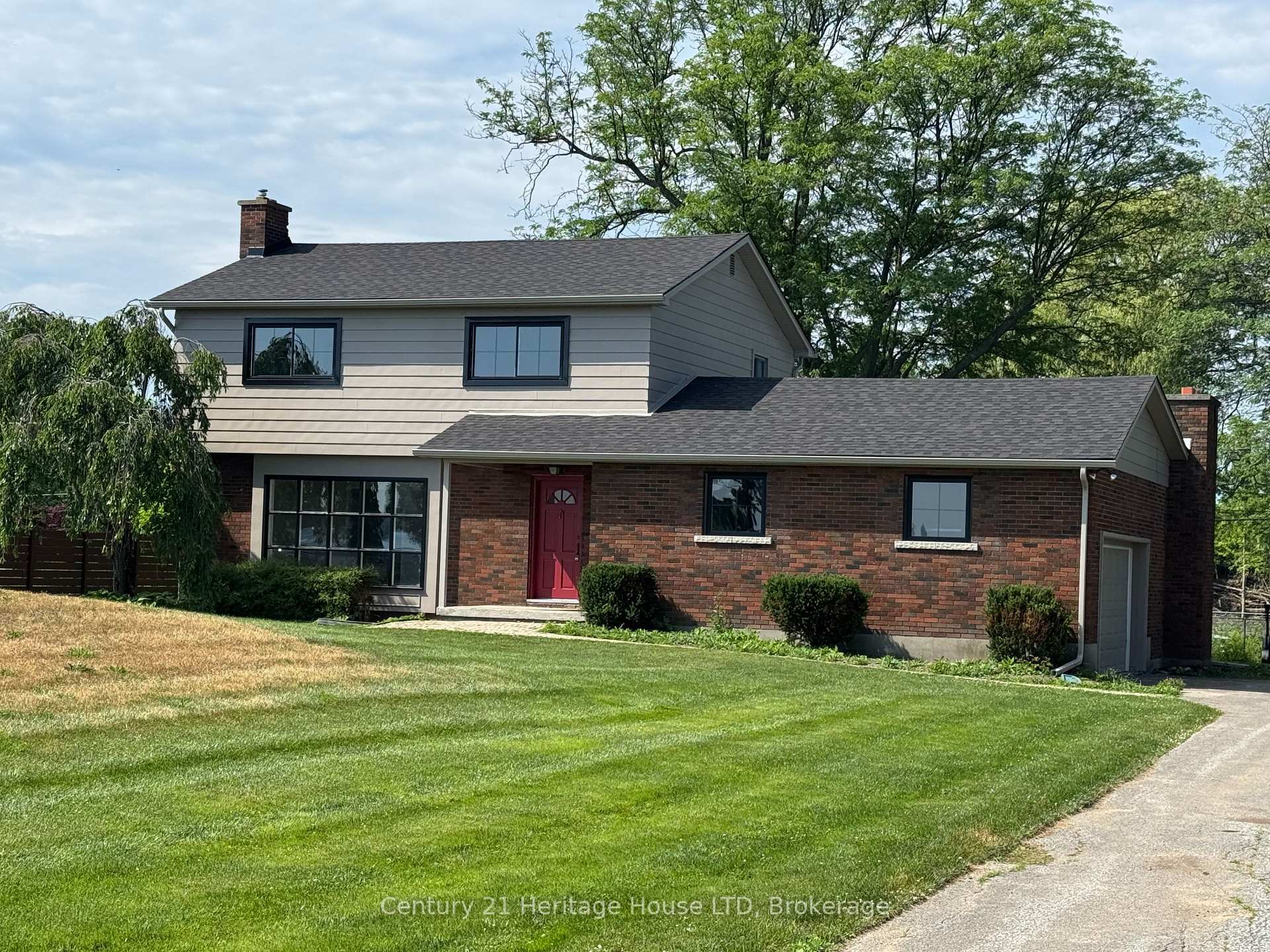 Property Photo: 1249 Niagara Parkway ON L2A 5M4