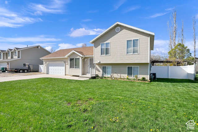 Property Photo: 221 E Brookmeadow Dr UT 84404