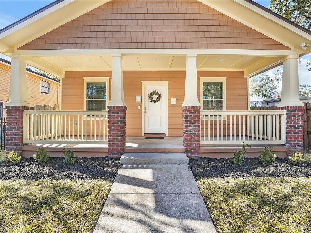Property Photo: 1140 Ionia Street FL 32206