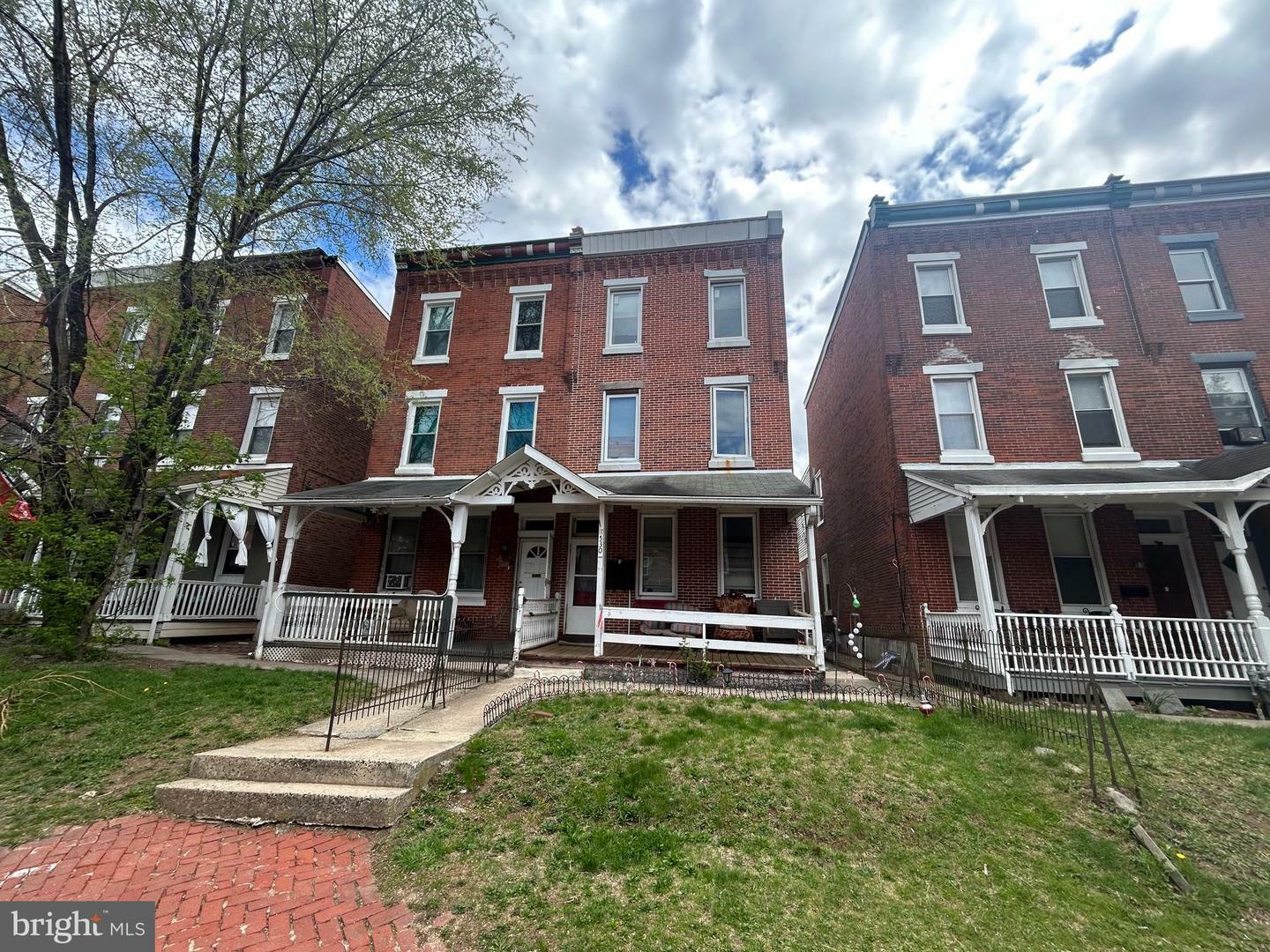 Property Photo: 530 Stanbridge Street PA 19401