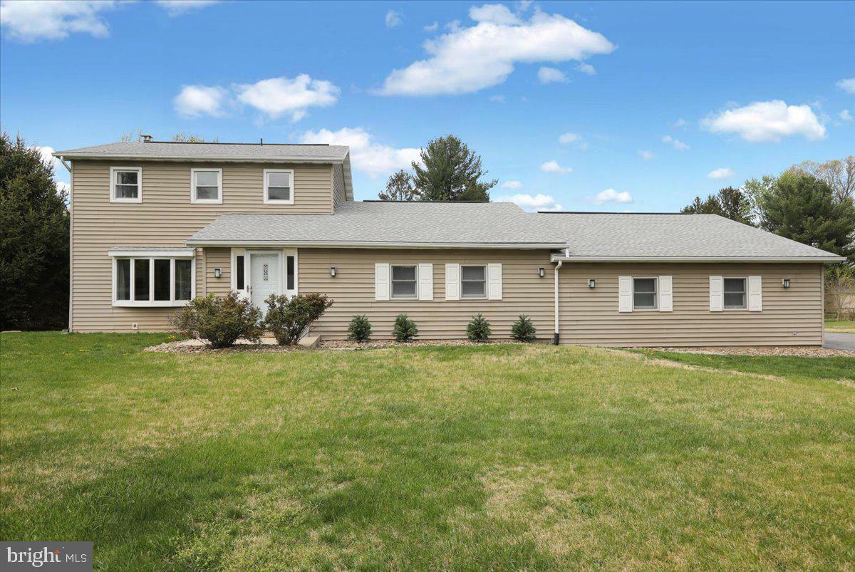 Property Photo: 4474 Woodcrest Drive PA 17022